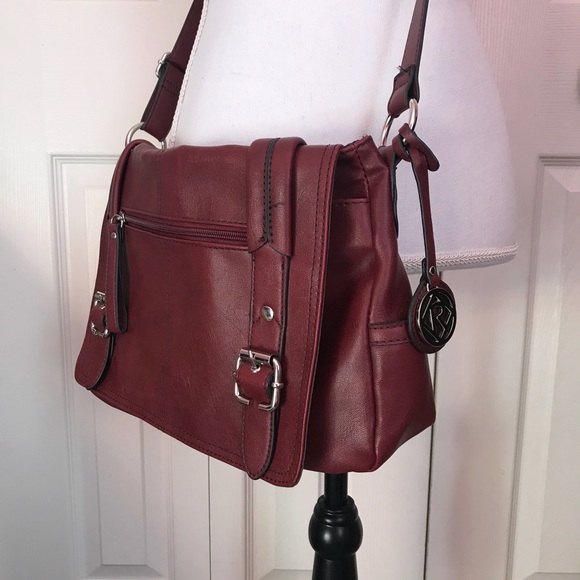 relic handbags prices